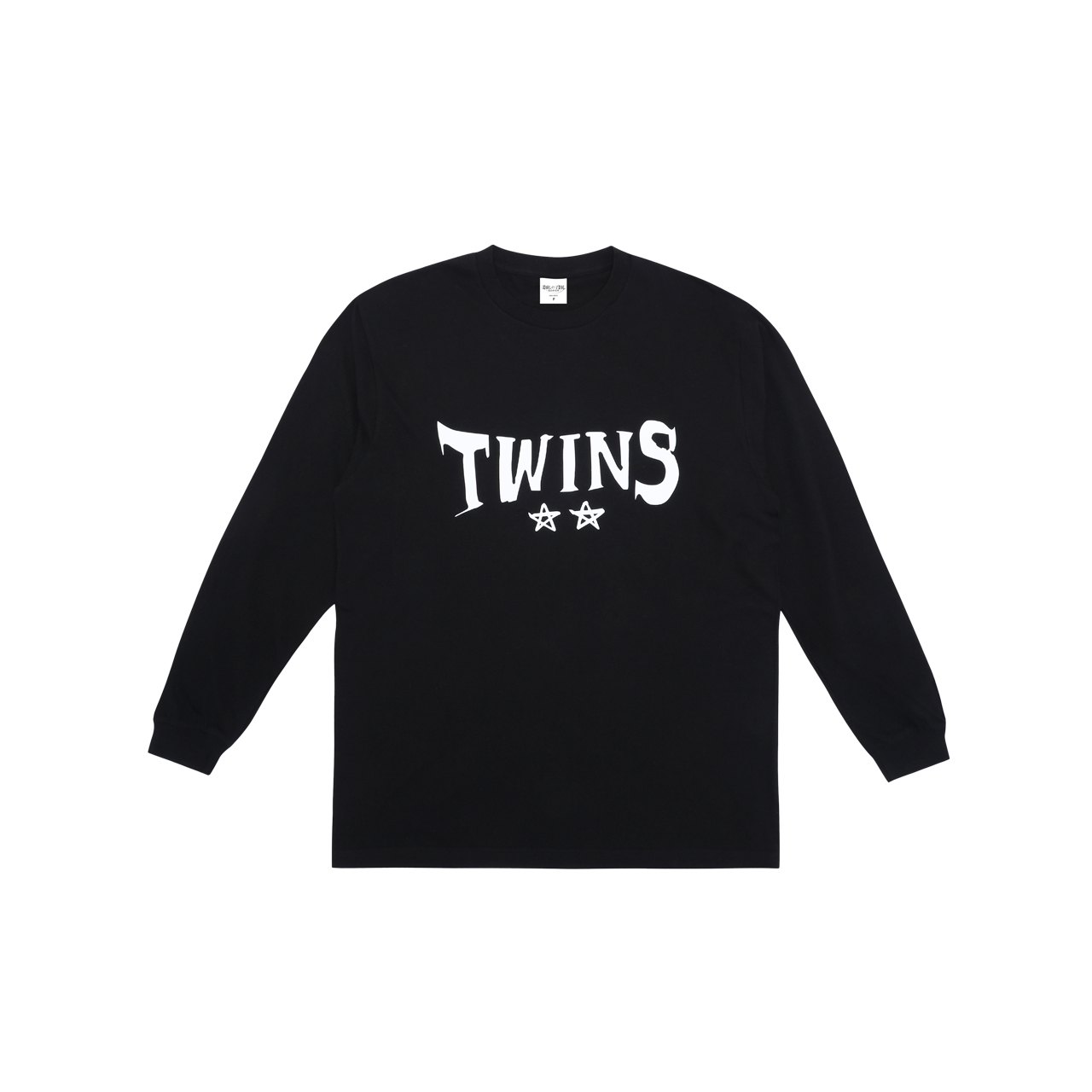 TWINS☆☆ロングTシャツ (アクリルバッジ付き)